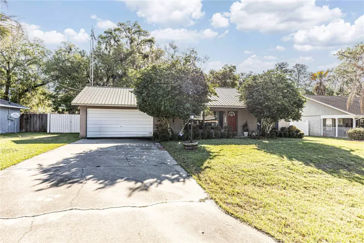 Front view of home