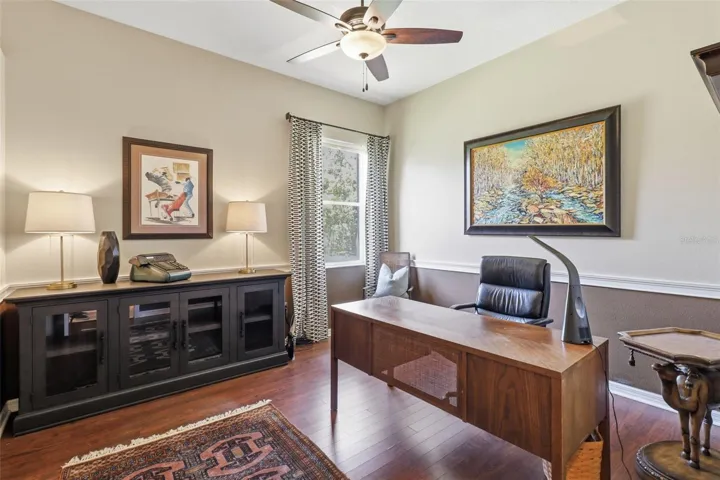 Flexible space ideal for a home office or bedroom, complete with a walk-in closet