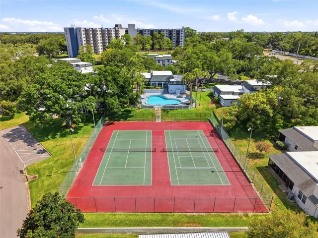 Community tennis and pickleball courts