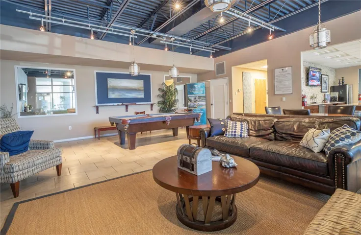 Captain's Lounge