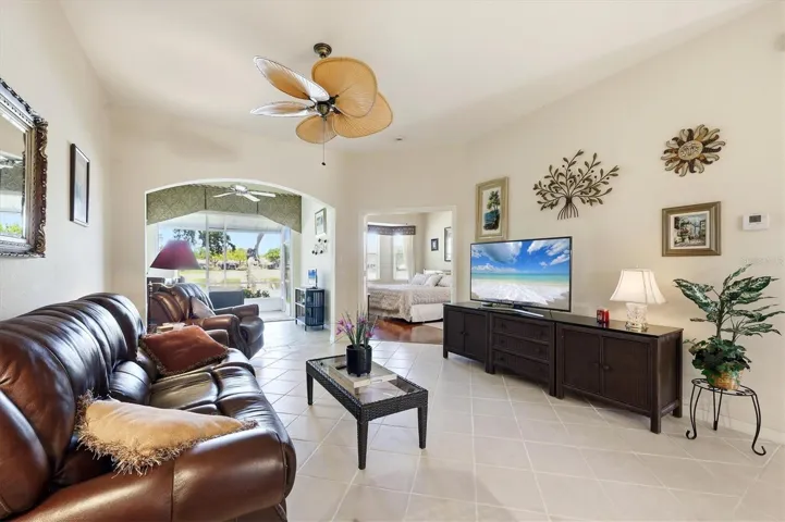 Living areas with Lake views