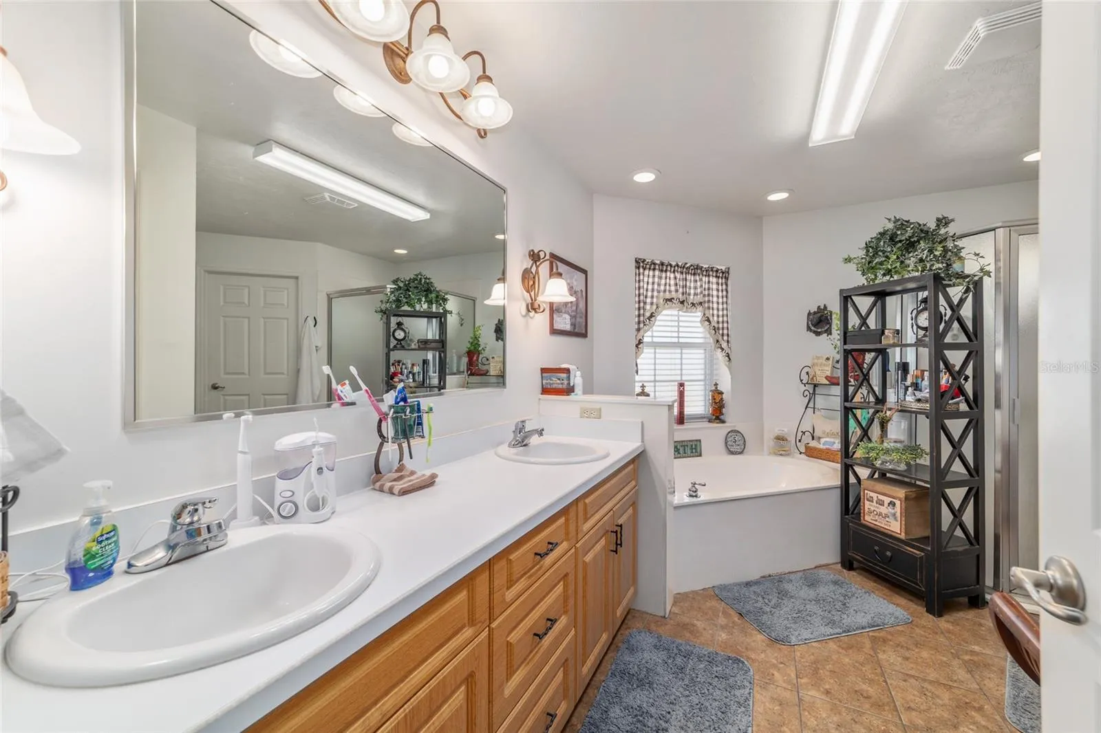 Master en suite bath