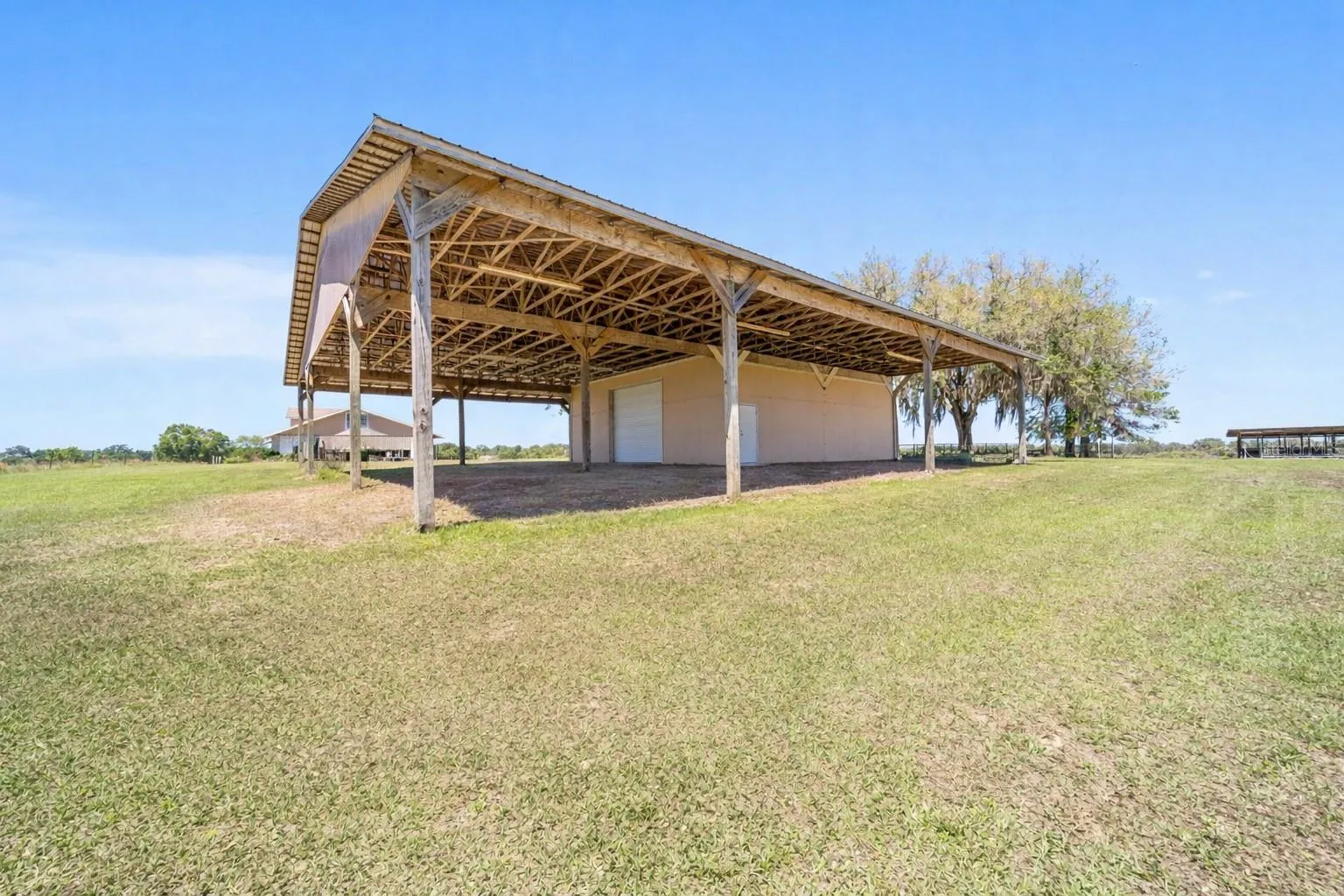 Workshop/polebarn