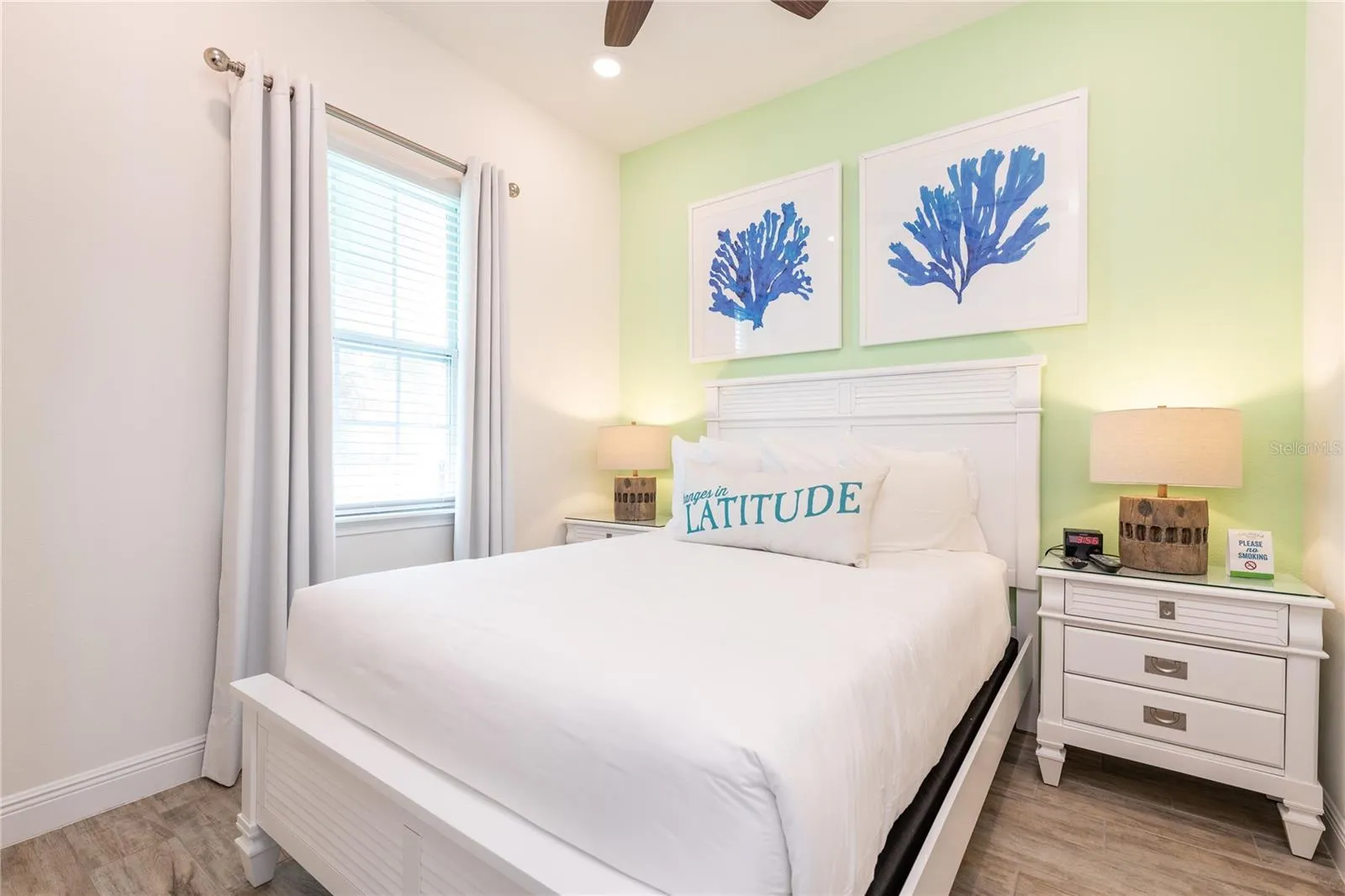 Comfortable bedroom with private feel ideal for vacation rental in Kissimmee near Disney