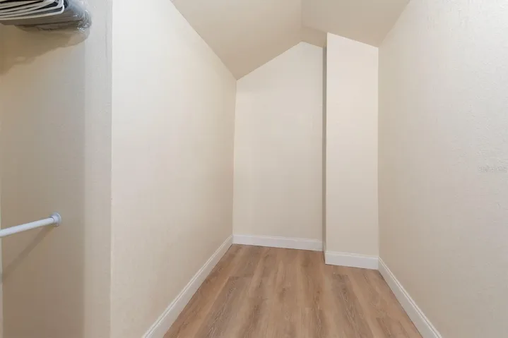 Bonus Room Upstairs / Bedroom 4 - Closet