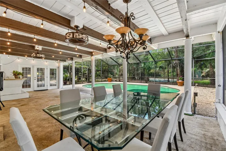 Covered Lanai & Pool