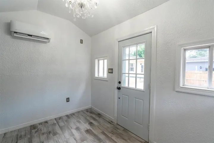 Can serve as a home office, guest retreat, hobby room, or studio.