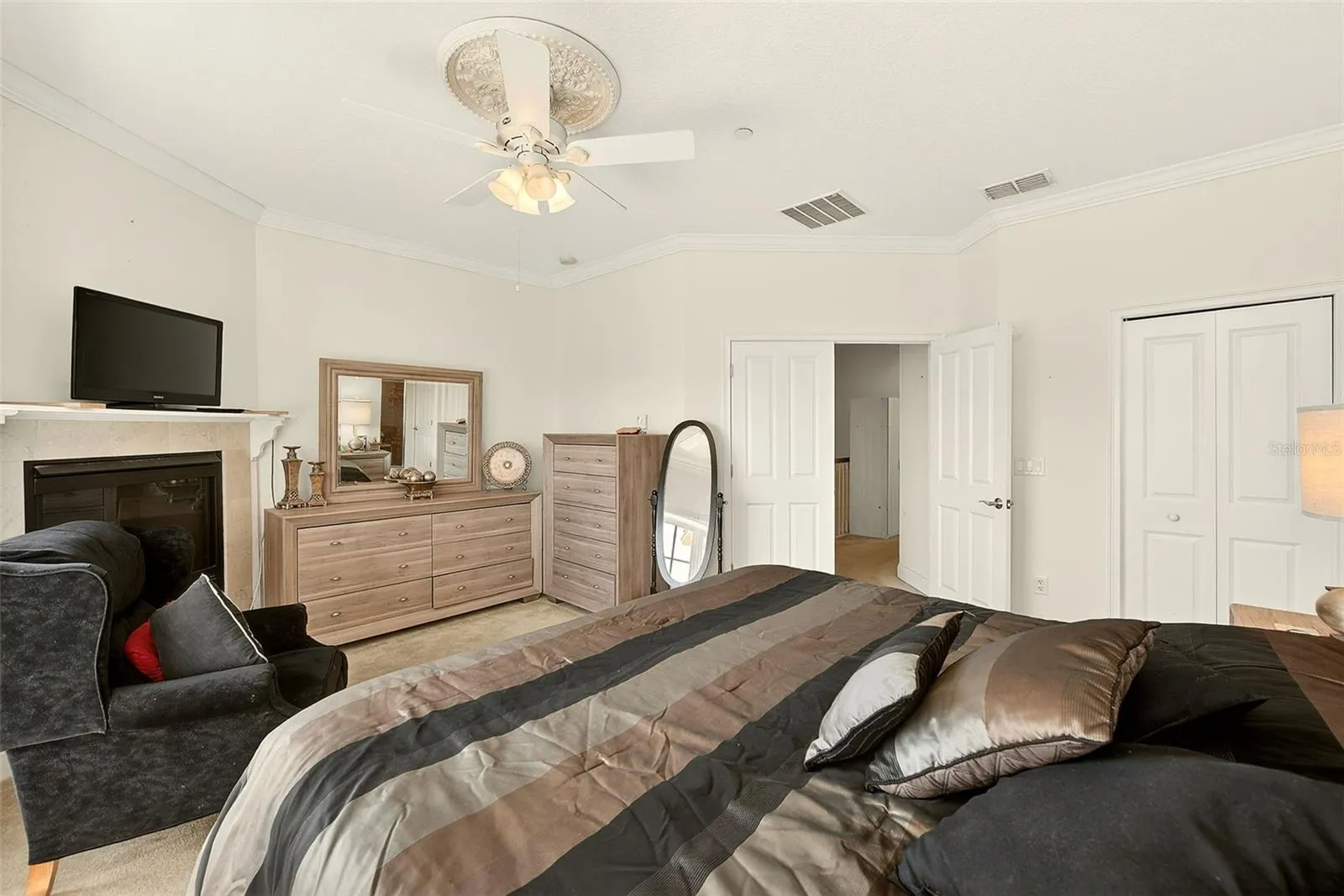 MASTER SUITE