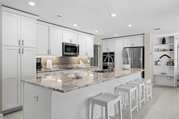 Breakfast bar