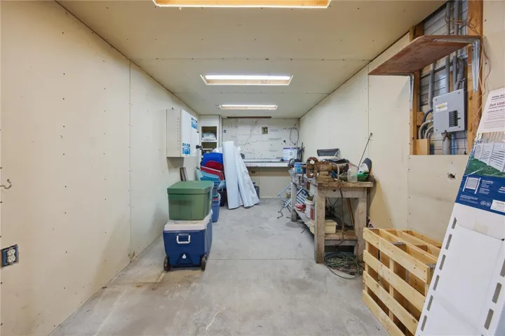 Detached garage office space