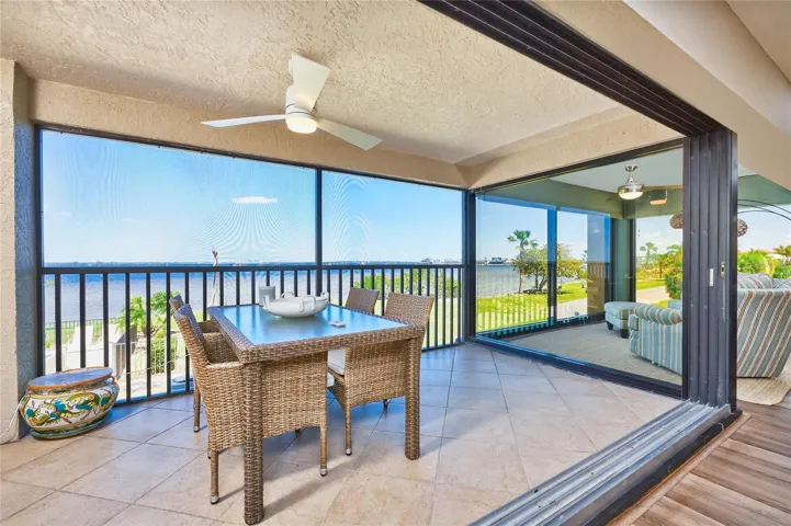 TRIPLE SLIDING GLASS DOOR BRINGS THE OUTDOORS IN!