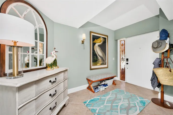 FOYER