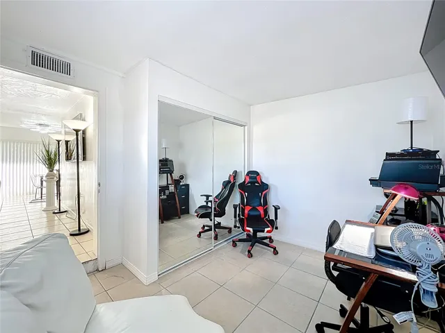Bonus room