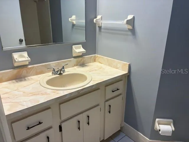 1170