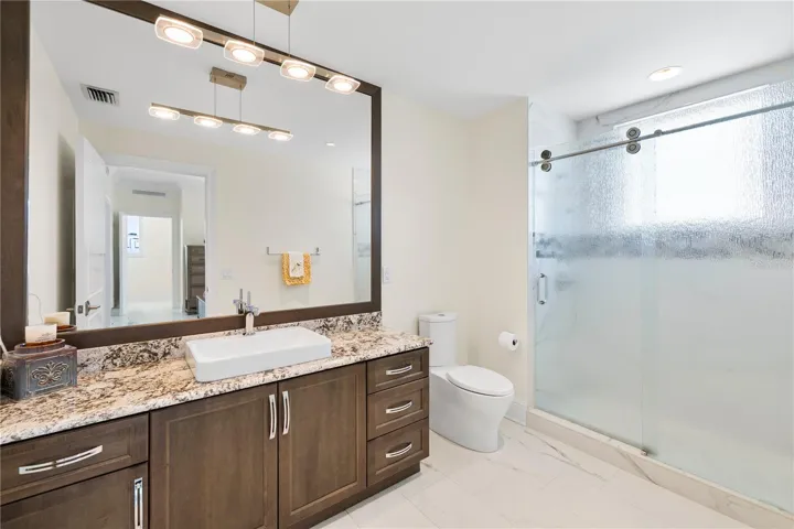 2nd Floor guest Bedroom Bath