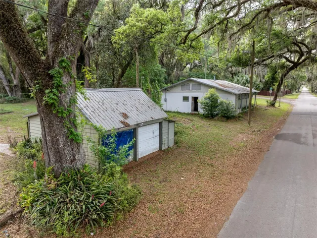 2 car detached garage and workshop