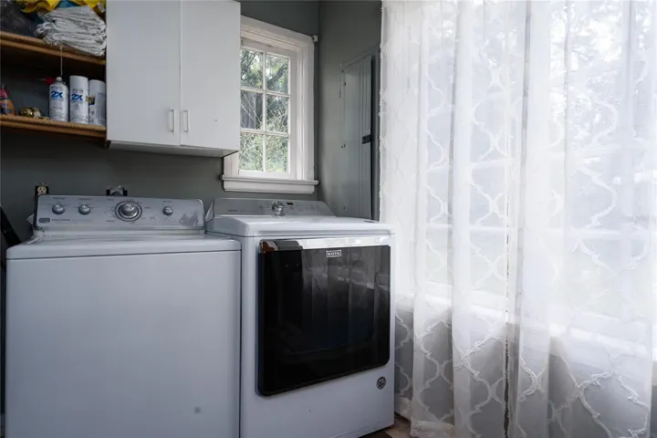 Back entrance/laundry room