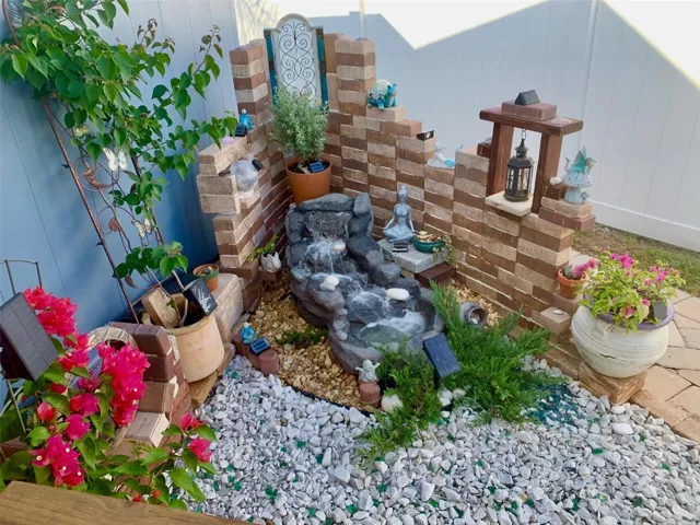 Garden-water fountain