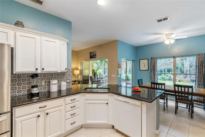 GRANITE COUNTERS