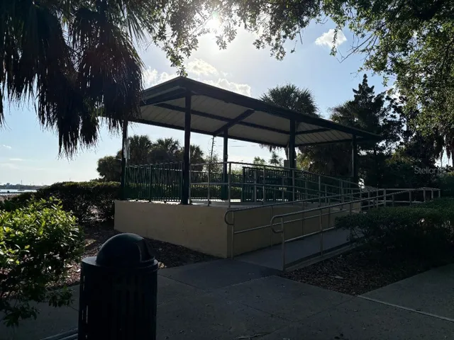 Park viewing platform