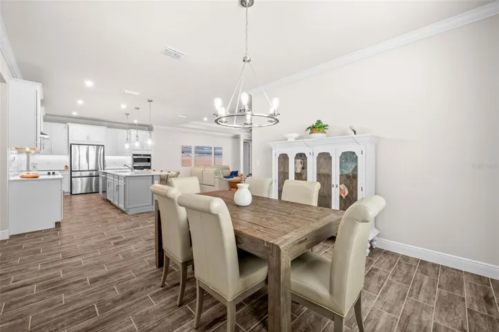 Dedicated dinning room