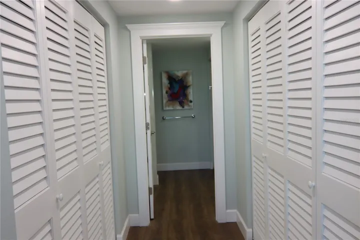 2 Closets