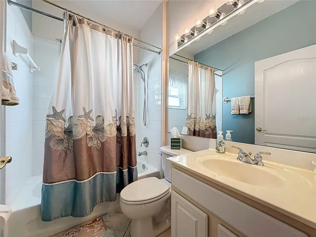 2nd bathroom