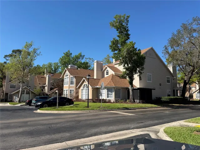 Frontal view of 630 Steamboat