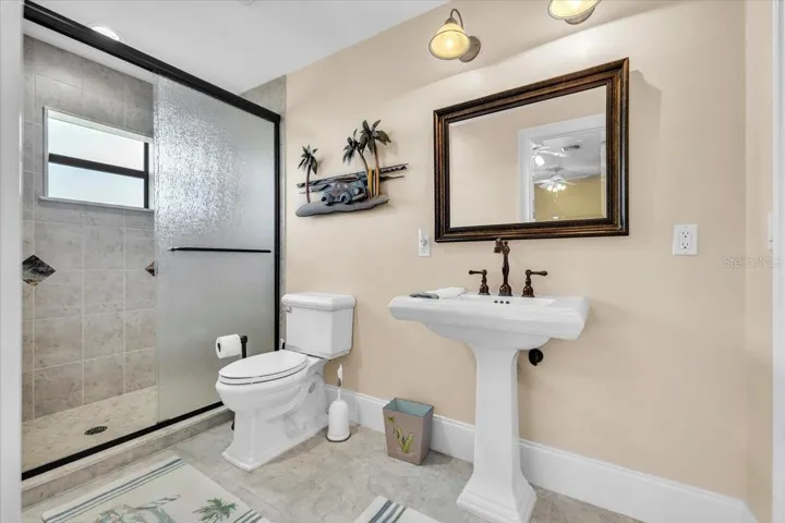 SECOND FLOOR BATHROOM
