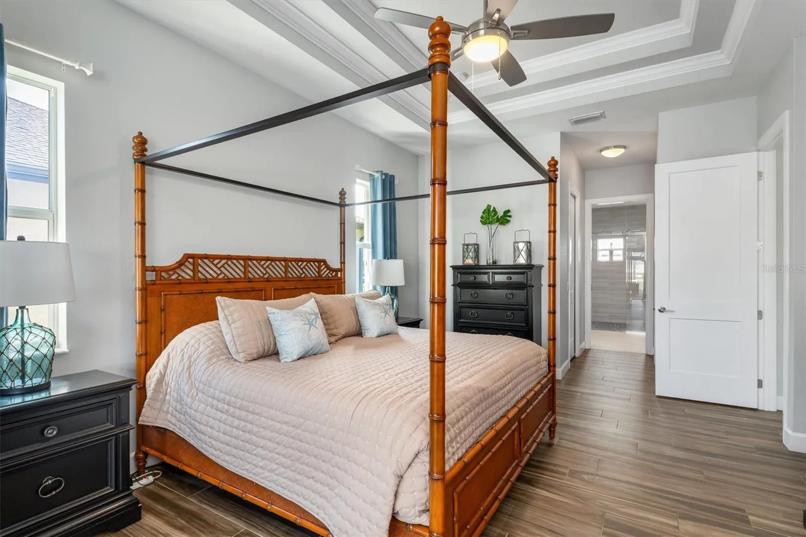 Tray Ceilings in Master