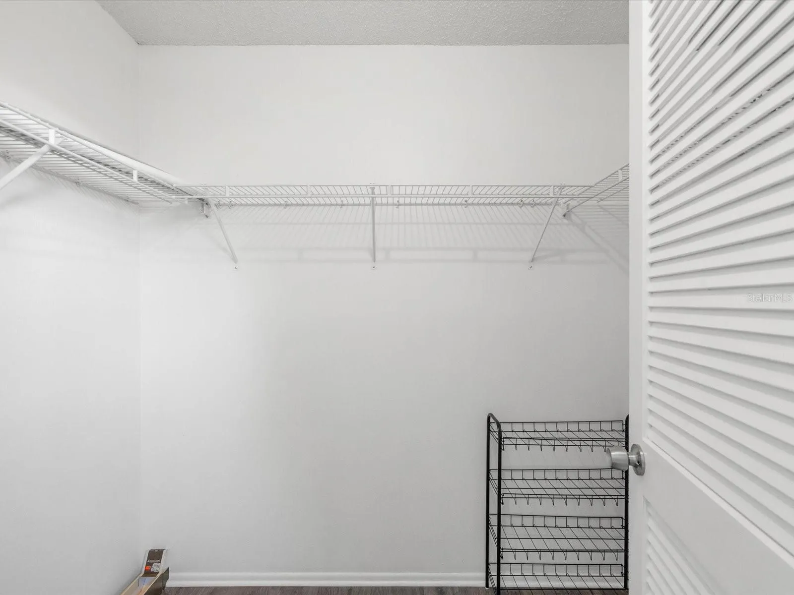 Walk in closet