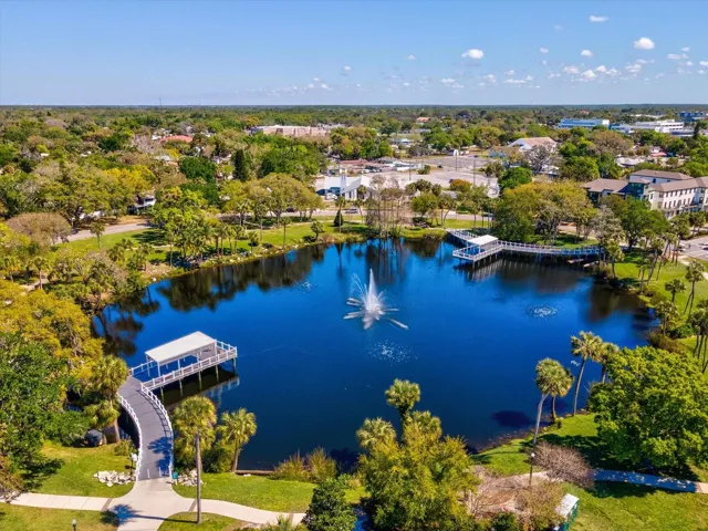 Sims Park in Downtown New Port Richey is a scenic riverside space with a playground, splash pad, fitness equipment, and an amphitheater. It hosts events like Free Family Movie Nights, Concerts in the Park, and major seasonal celebrations. Leashed dogs are welcome in the park and around Orange Lake.