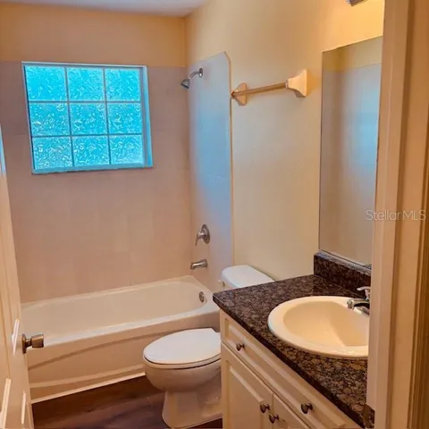 2nd bathroom - upstairs