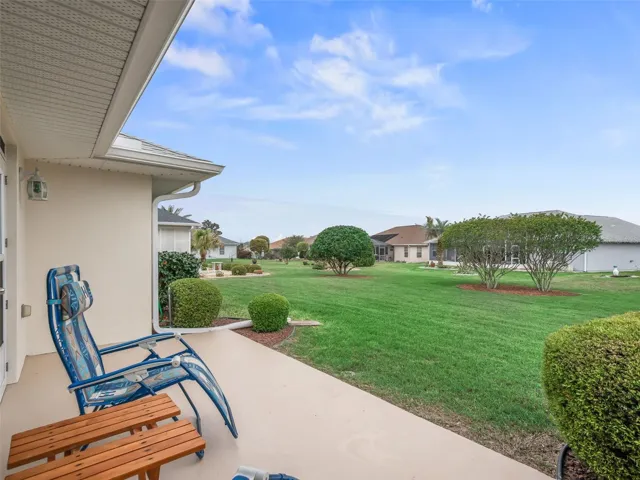Back Patio w/Access to Lanai