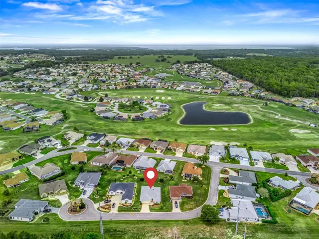 Great Location-Quite Cul De Sac Lot & Close to Community Pool!