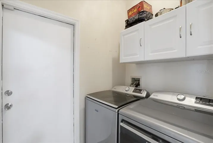 laundry room off kitchen