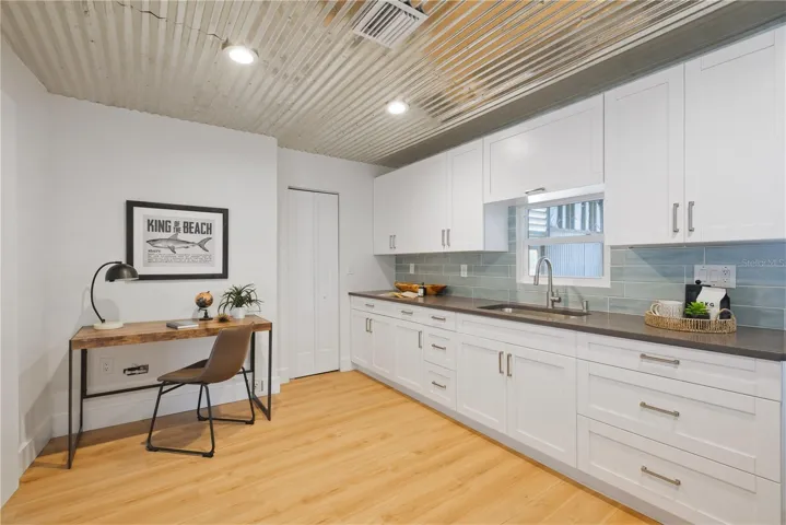 Guest House Kitchen