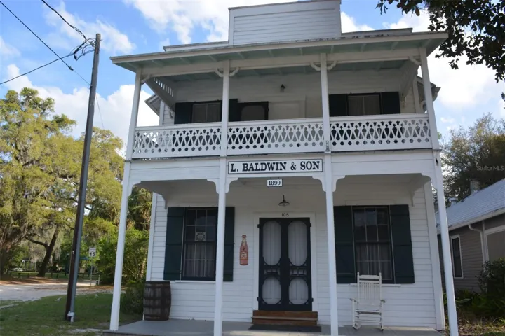 Baldwin Store located a few blocks away
