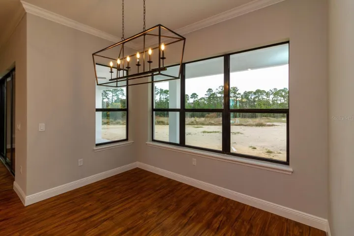 Breakfast Nook - Photos shown are of a previously built home. Options, colors, and pricing will differ.