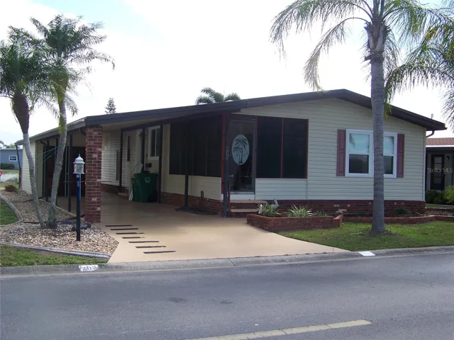 NICE CURB APPEAL