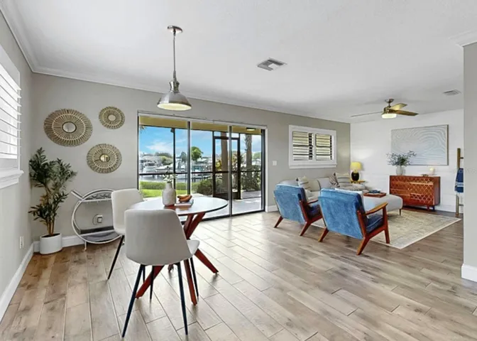 Flex/Living Room