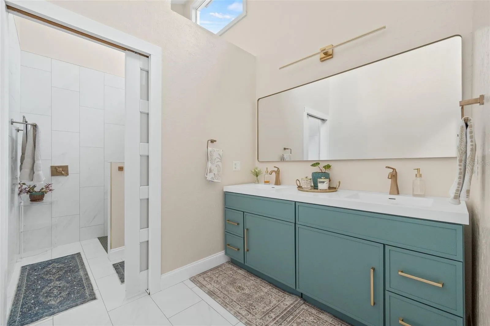 Primary bath