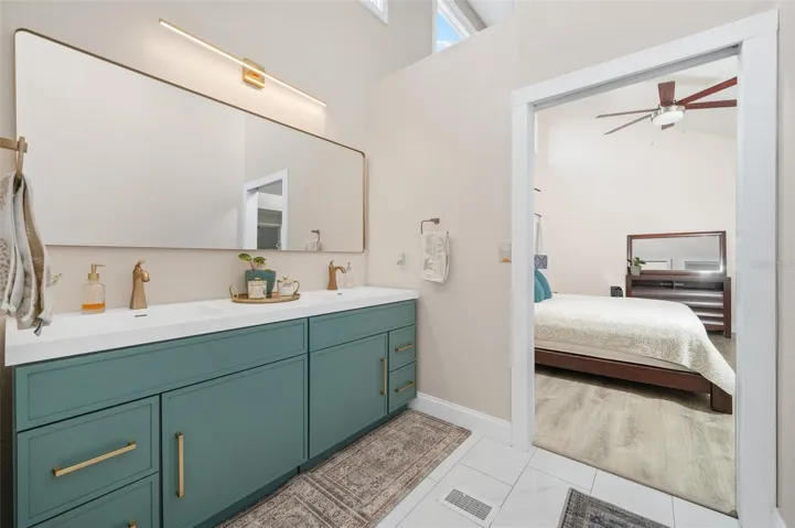 Primary bath