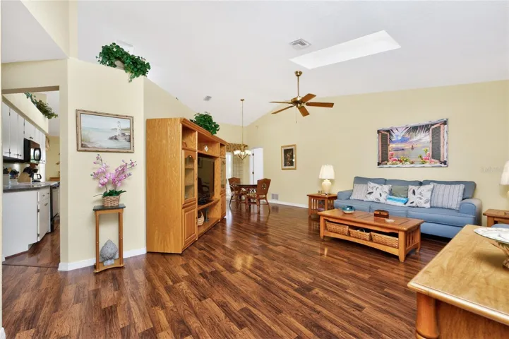 There's room for your decorative items on top of this partial wall.