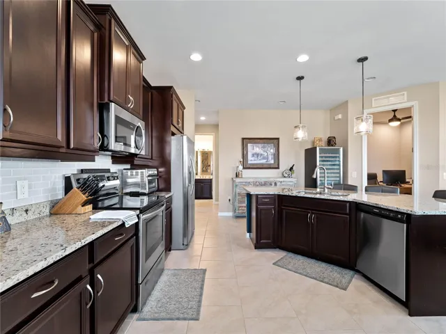 Plenty of space for several of your friends to linger here