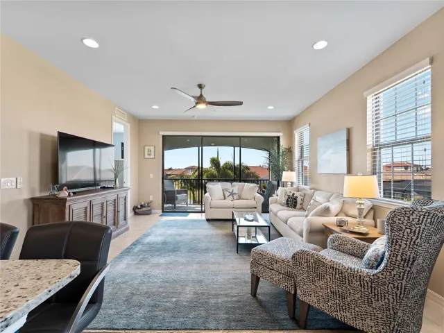 Lots of space for you to enjoy a lazy Sunday afternoon