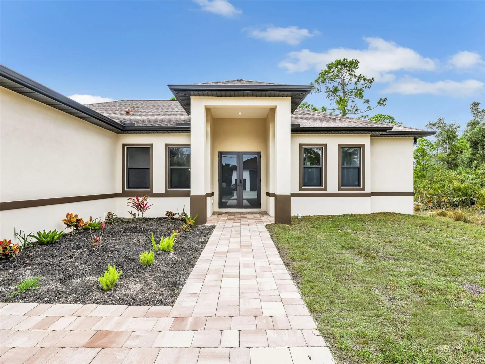 This photo is digitally staged.
