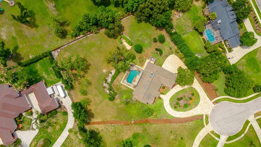 Aerial View Showcasing Large Lot