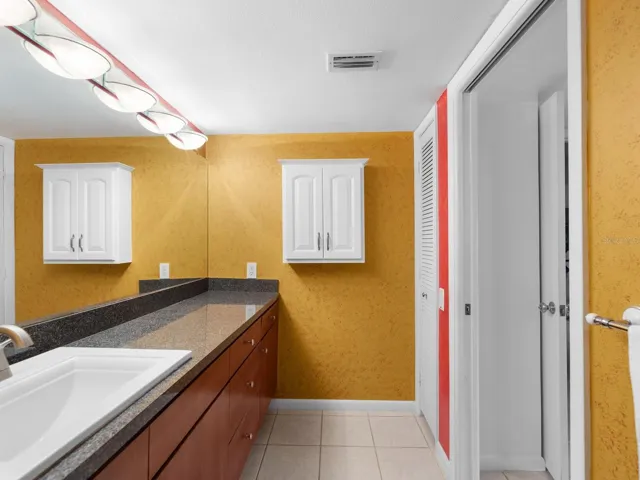 Primary ensuite bath