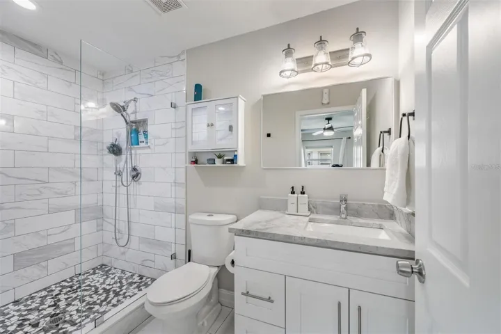 Upgraded Primary Bath